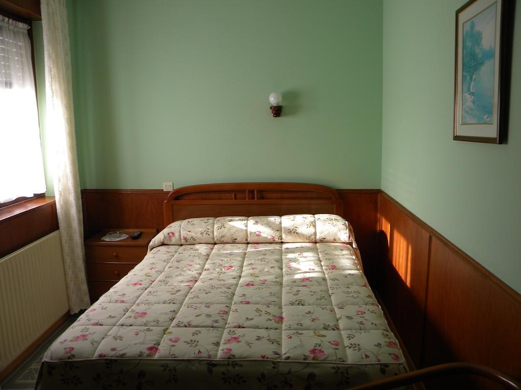 Hotel Solymar Bricia Rum bild