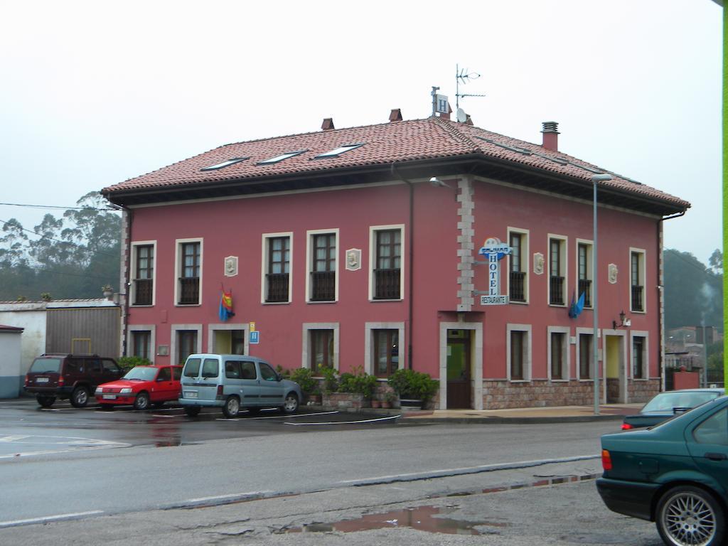 Hotel Solymar Bricia Exteriör bild
